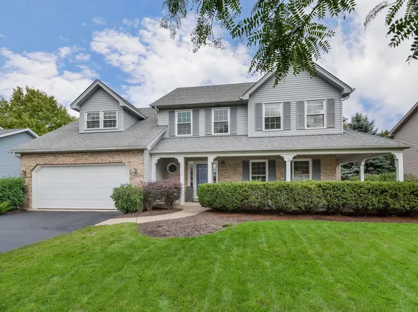 2730 Carriage Way, Aurora, IL 60504