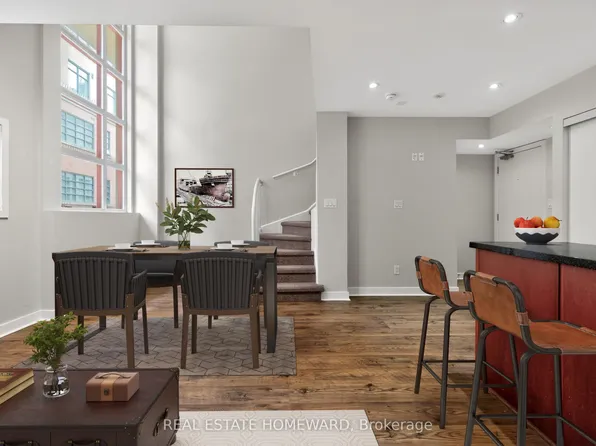 21 Earl St #115, Toronto, ON M4Y 3C8