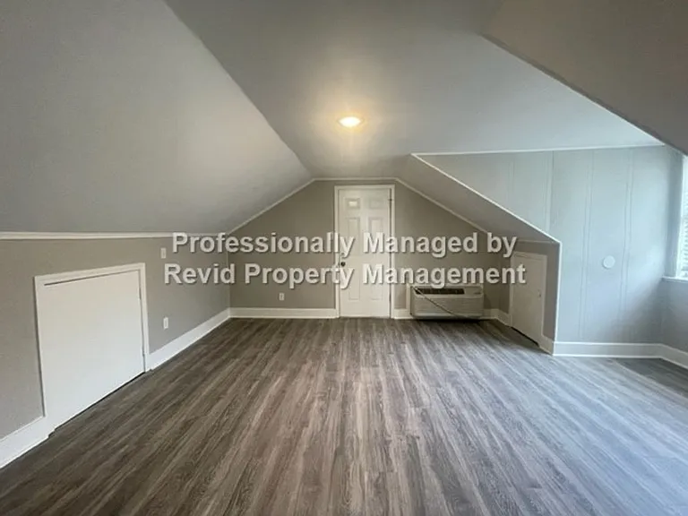 3523 Barwood Cir. — Photo 30