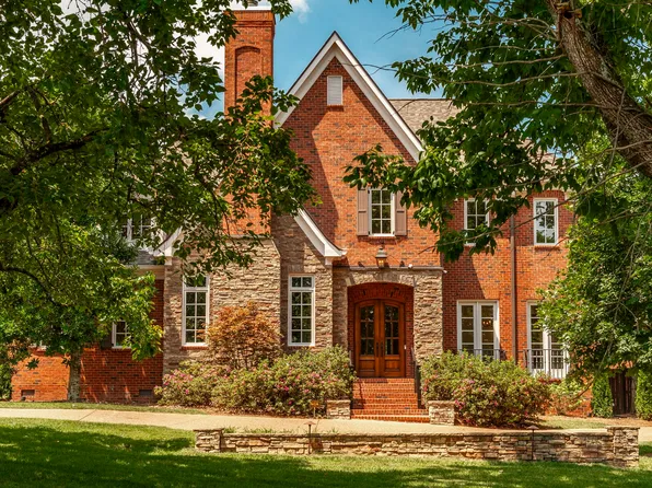 4301 Wallace Ln, Nashville, TN 37215