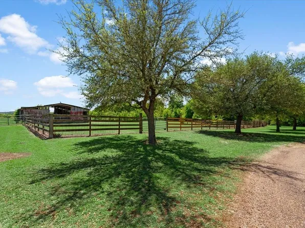 1394 Fm 149 Rd E, Anderson, TX 77830