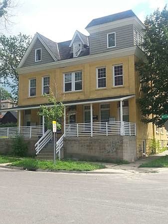 1st image of 868 Westminster St