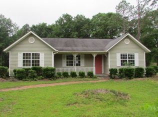 20 Cactus Cir, Hazlehurst, GA 31539