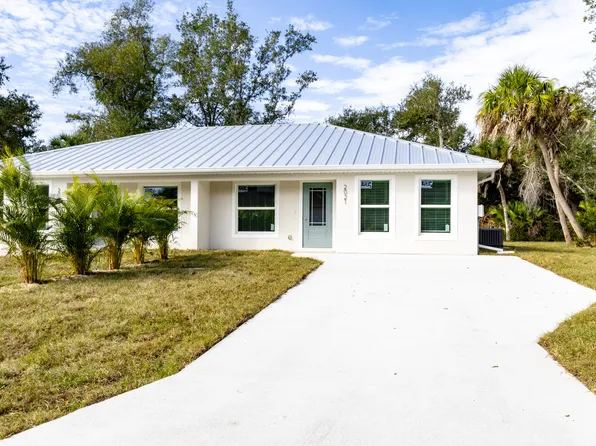 2021 Fraser St, Port Charlotte, FL 33948