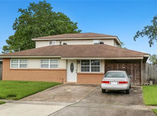 37 Four Oclock Ln, Westwego, LA 70094