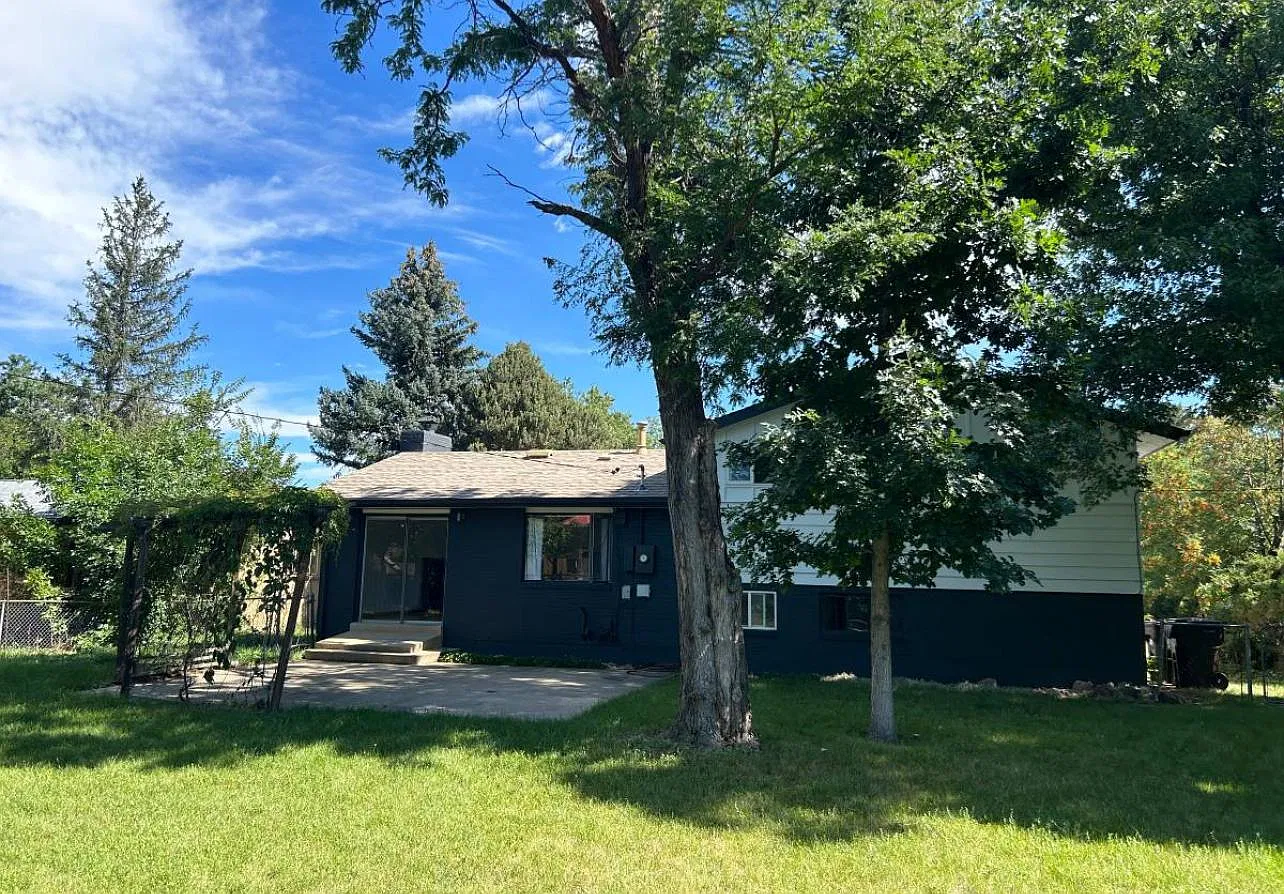 4 bed, 1426 sqft, $4,975 — Photo 4