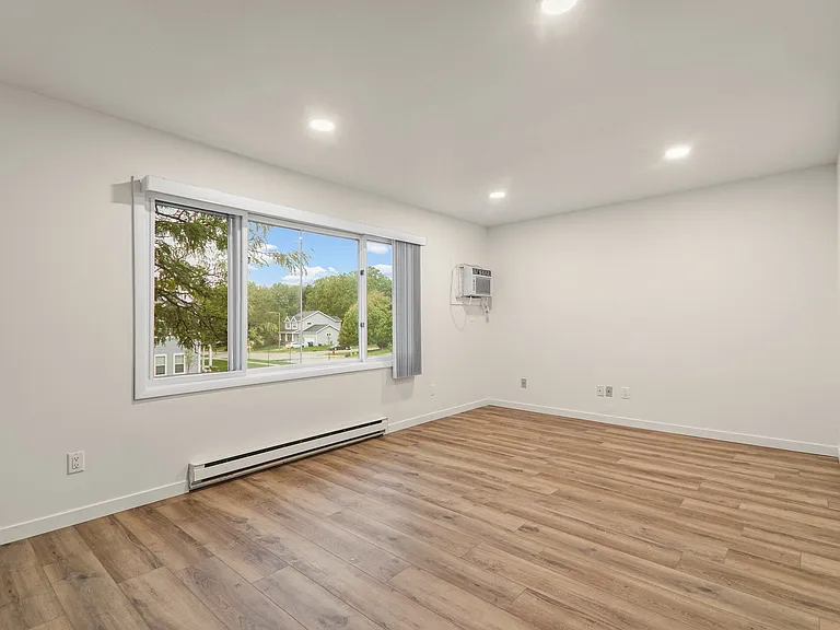 117 Washburn Rd #2 — Photo 19