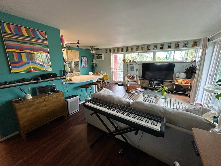 937 N Clarkson St #501 — Photo 2