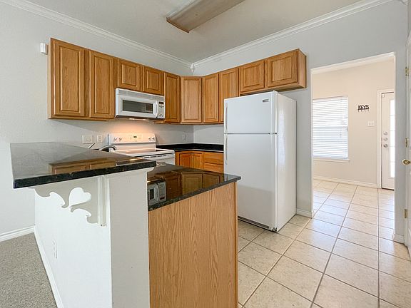 4th image of 1401 Bagby Ave APT 10