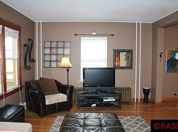 5th image of 45 N Hill Ct