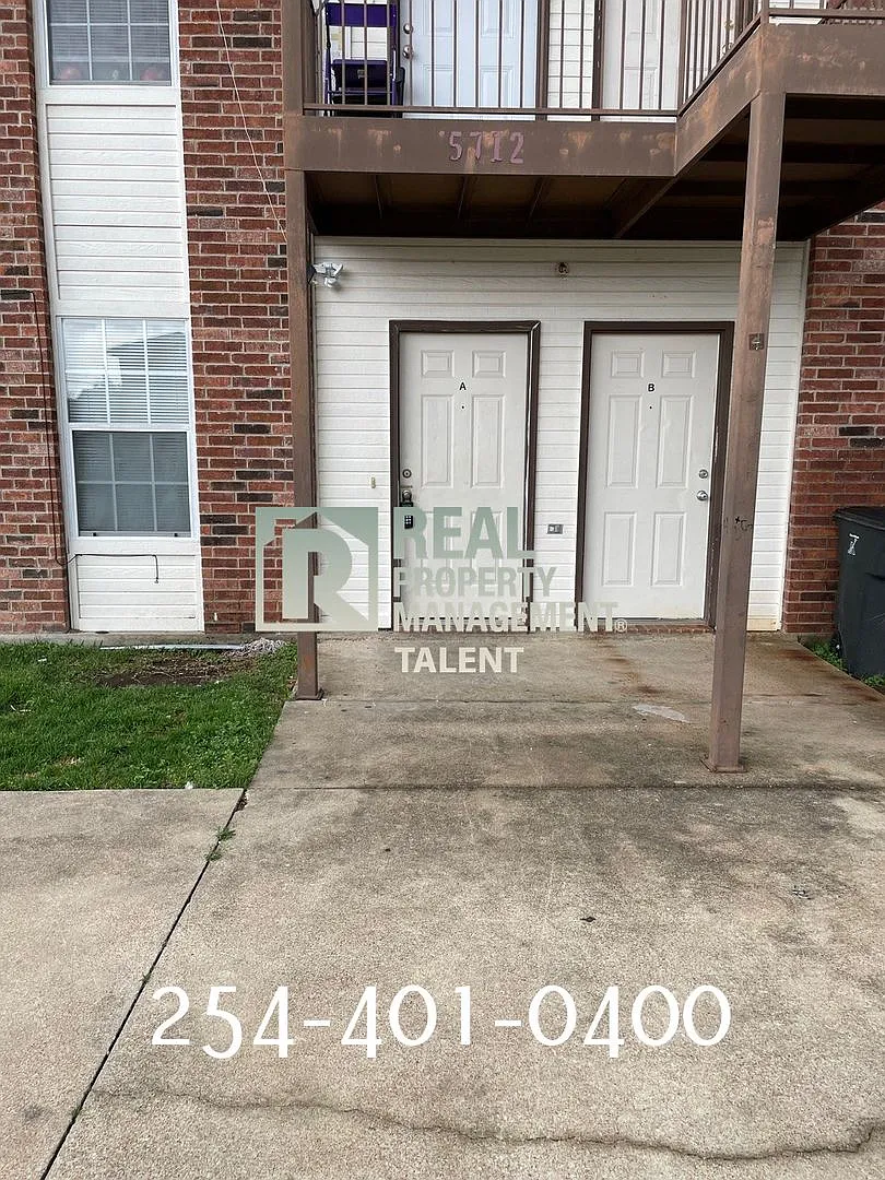!!First Month Rent Free If Lease Signed By September 1st!! 2-Bedroom, 1-Bathroom Apartment - Killeen — Photo 4