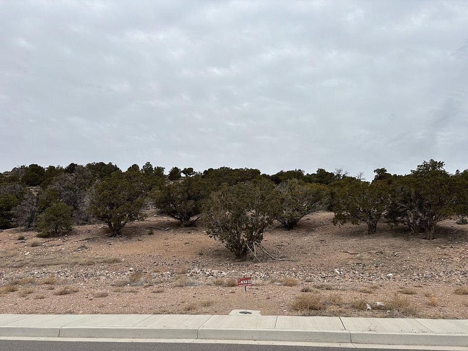 1st image of 2812 W Mountain Rd