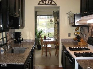 4 Stebbins Close, Ridgefield, CT 06877