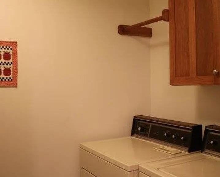 3943 Walnut Dr — Photo 5