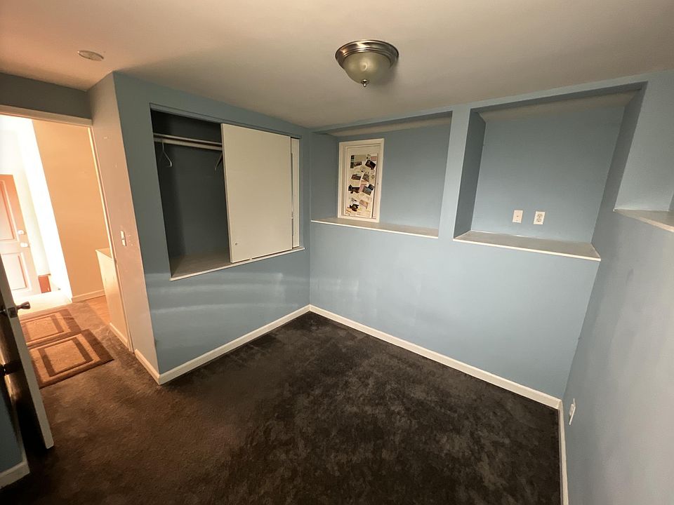 Front entrance and bedroom.