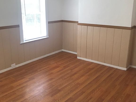 4th image of 166 Smiley Rd