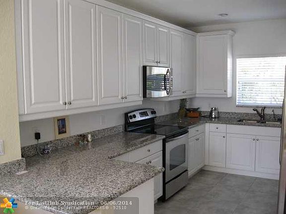 5th image of 778 NW 127th Ave