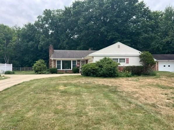 23869 Bonny Bank Dr, Westlake, OH 44145