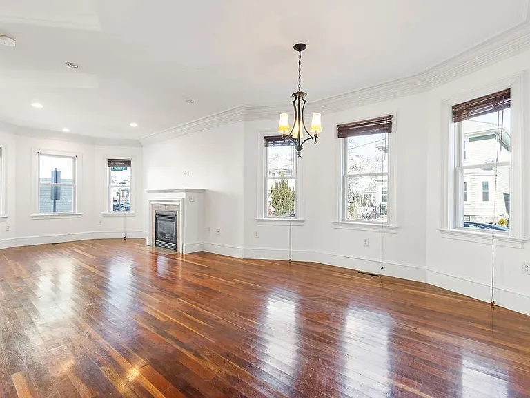 21 Cawfield St #1 — Photo 17