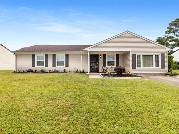 1005 Sean Dr, Chesapeake, VA 23323