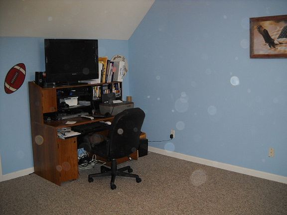 3rd image of 2095 W Country Ln