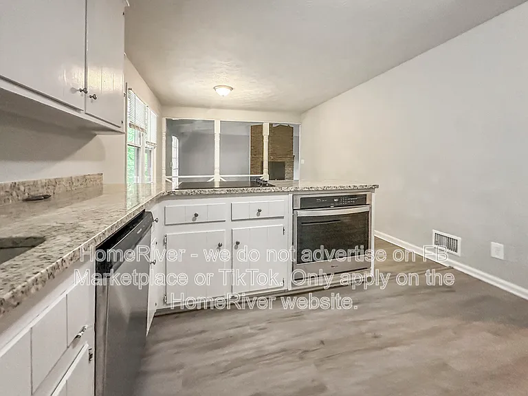 4231 Marsh Rd — Photo 7