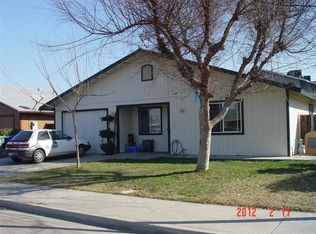 220 Bigger St, Parlier, CA 93648