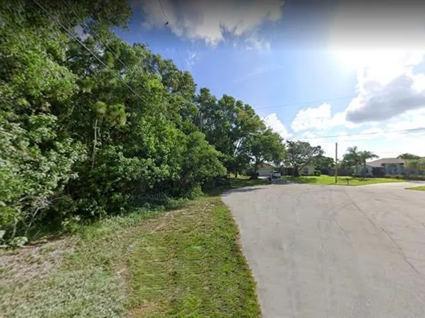 6725 NW Rasp Ct #14, Pt Saint Lucie, FL 34983
