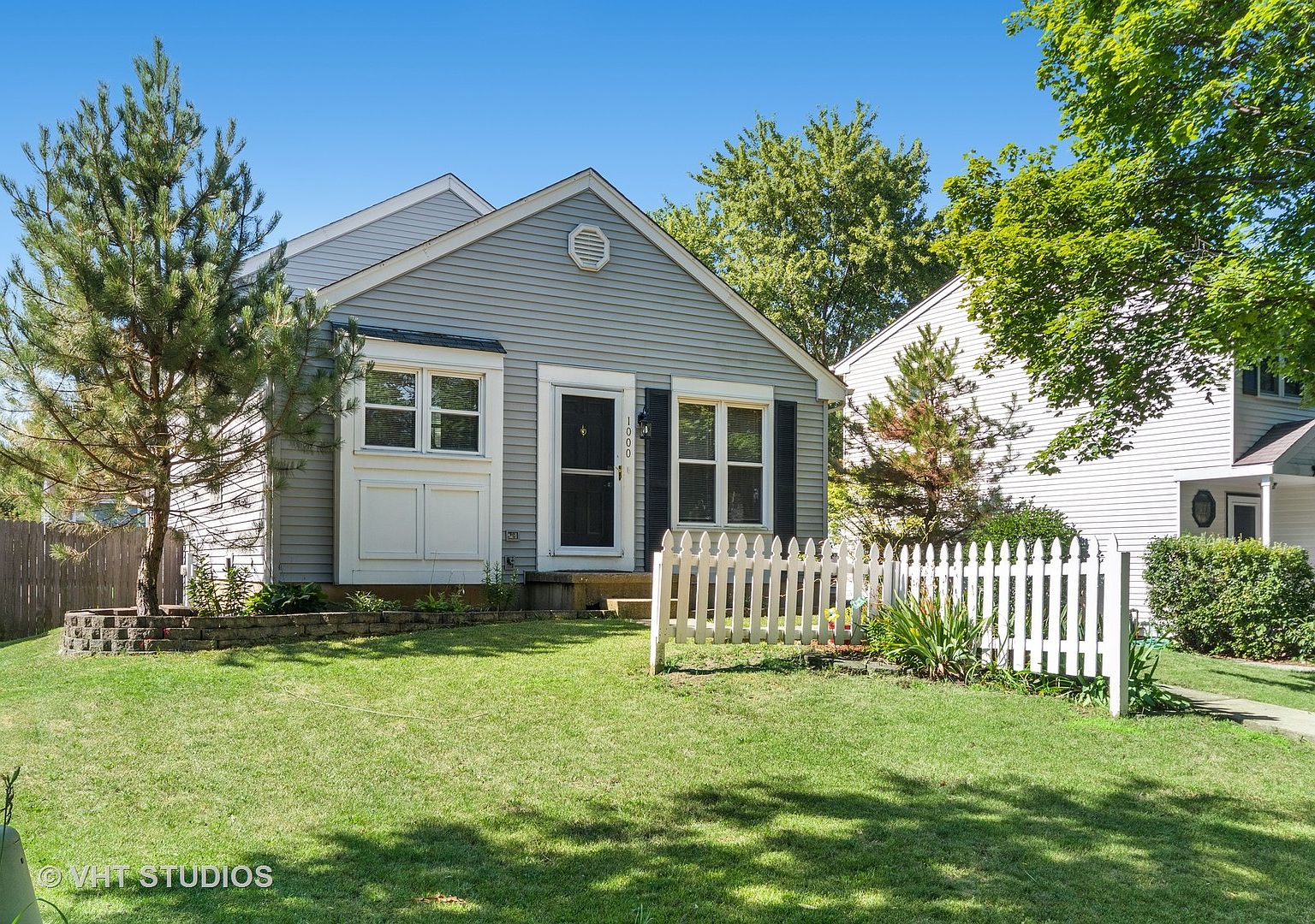 1000 Britta Ln, Geneva, IL 60134 Zillow