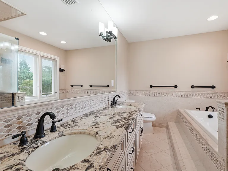 13697 Silent Woods Dr — Photo 19