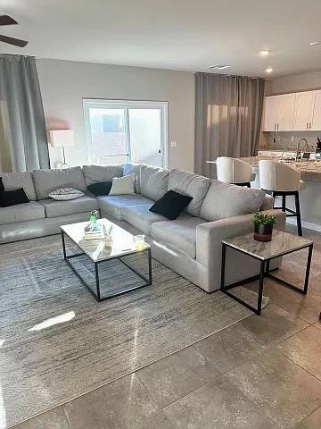 S Miller Ln, Las Vegas — Photo 2