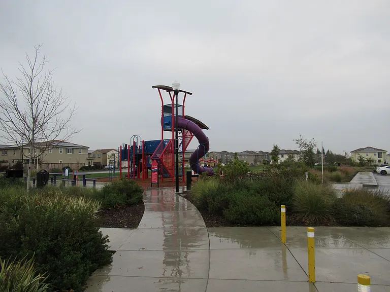 3169 Village Plaza Dr — Photo 8
