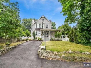 34 Habben Ave, Midland Park, NJ 07432