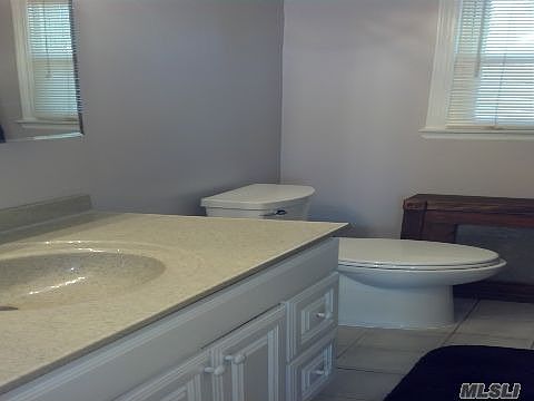 4th image of 185 Baltimore Ave