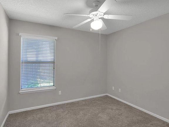 4th image of 4495 Summer Haven Blvd S