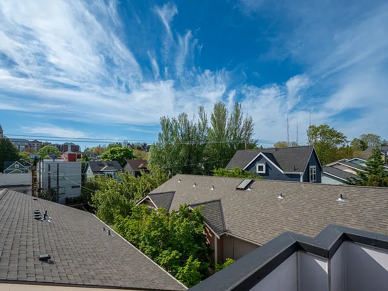 2108 E James St #A — Photo 27