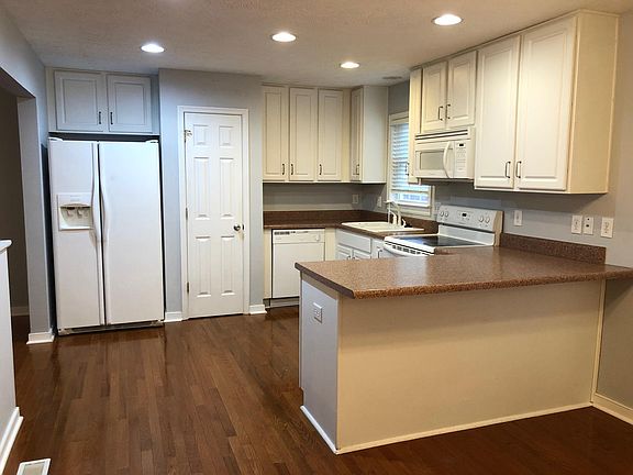 5th image of 1708 Lee Ave