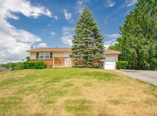 36 Clinton Ct, Stillwater, NY 12170