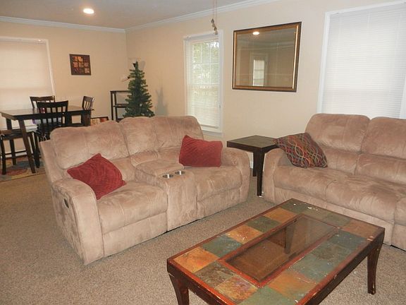 5th image of 401 Taylor Pl