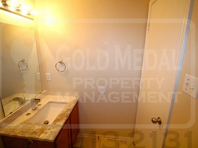505 Perseus Dr — Photo 17