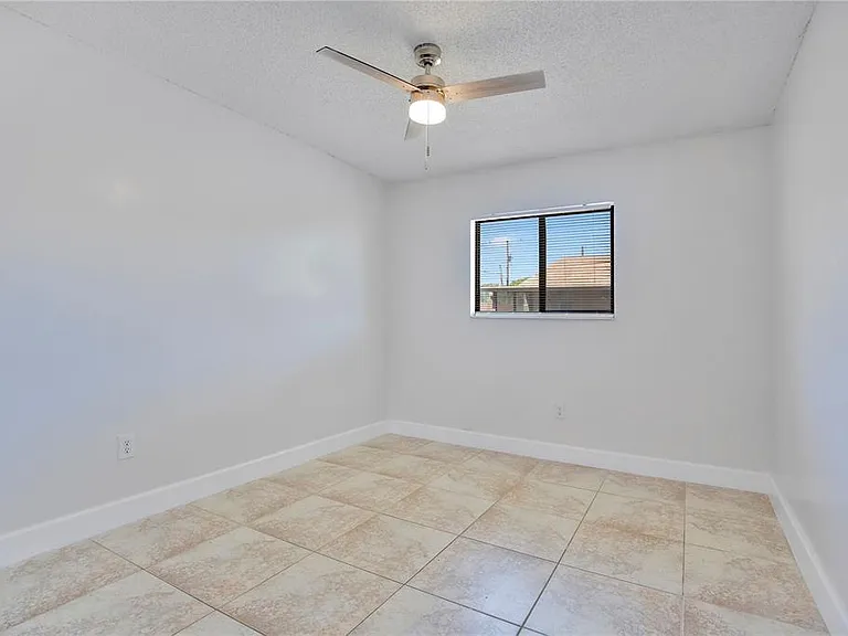 725 Northlake Blvd #67 — Photo 15