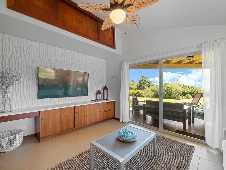 51 W Waipio Rd — Photo 17