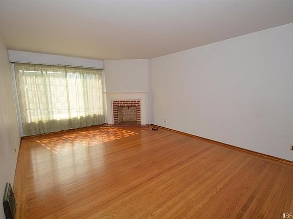 4th image of 238 Brookdale Ave