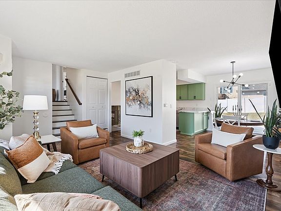 4th image of 2514 W 60th St
