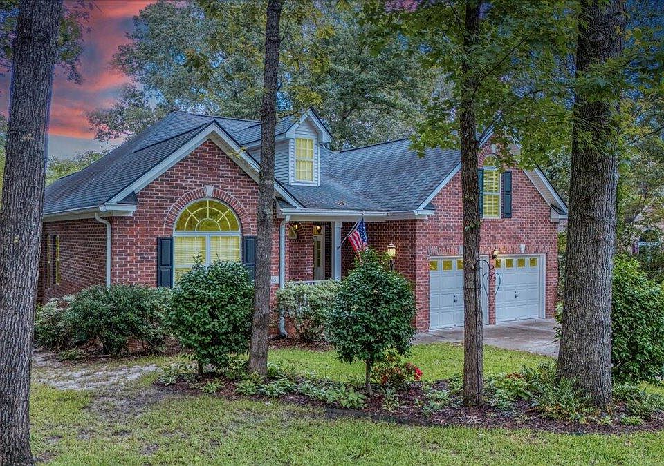 1st image of 103 Riverwood Ln