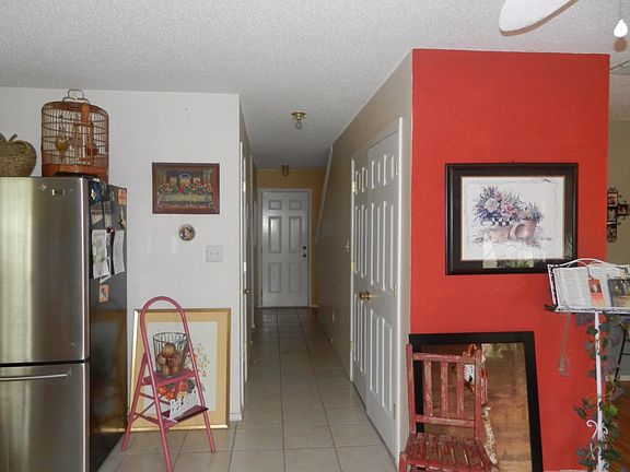 5th image of 26104 Meredith St