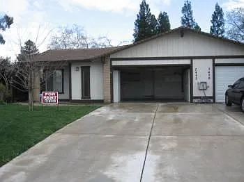 7452 Gallant Cir photo 1