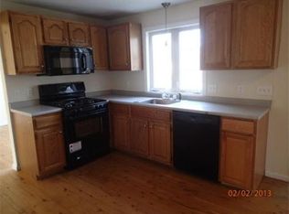 93 Vincent Cir, Worcester, MA 01604