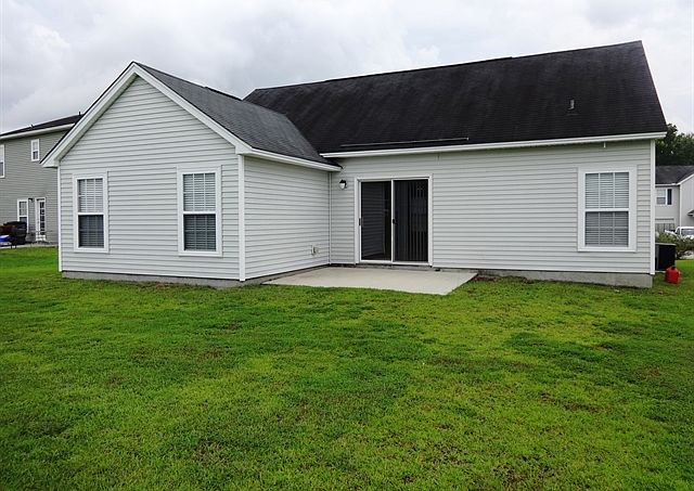 1st image of 5018 Thornton Dr #0
