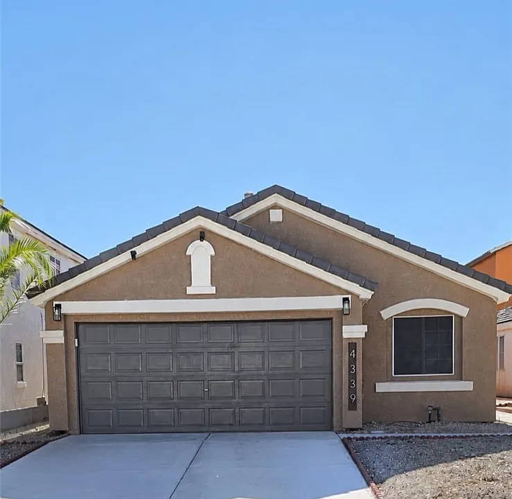4339 Coyote Crest Ct